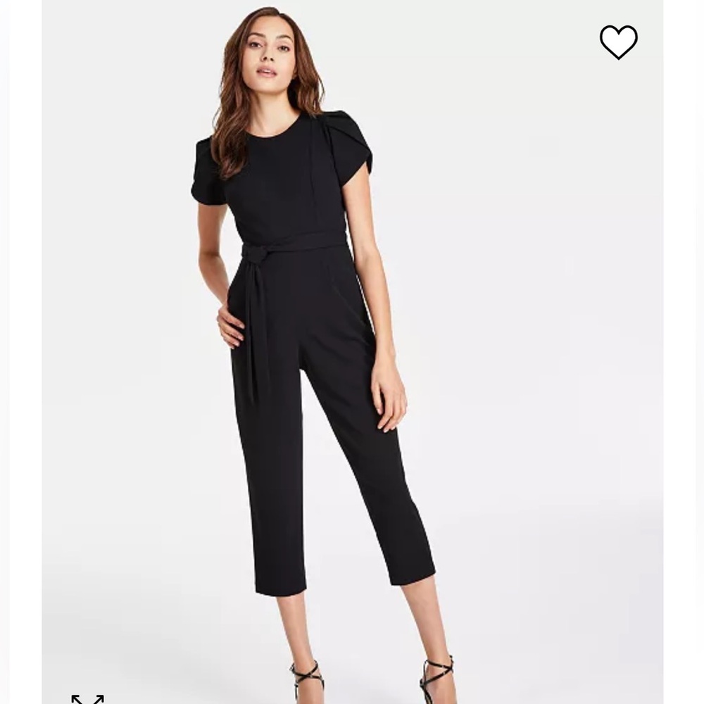 Tie Waist jumpsuit w pockets